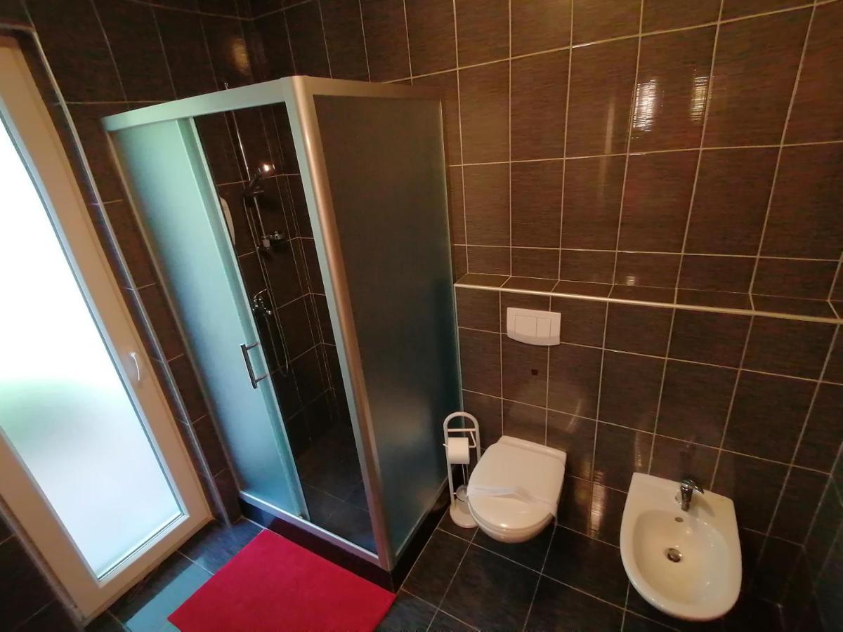 Appartement The Forest House Krk 1 Kras